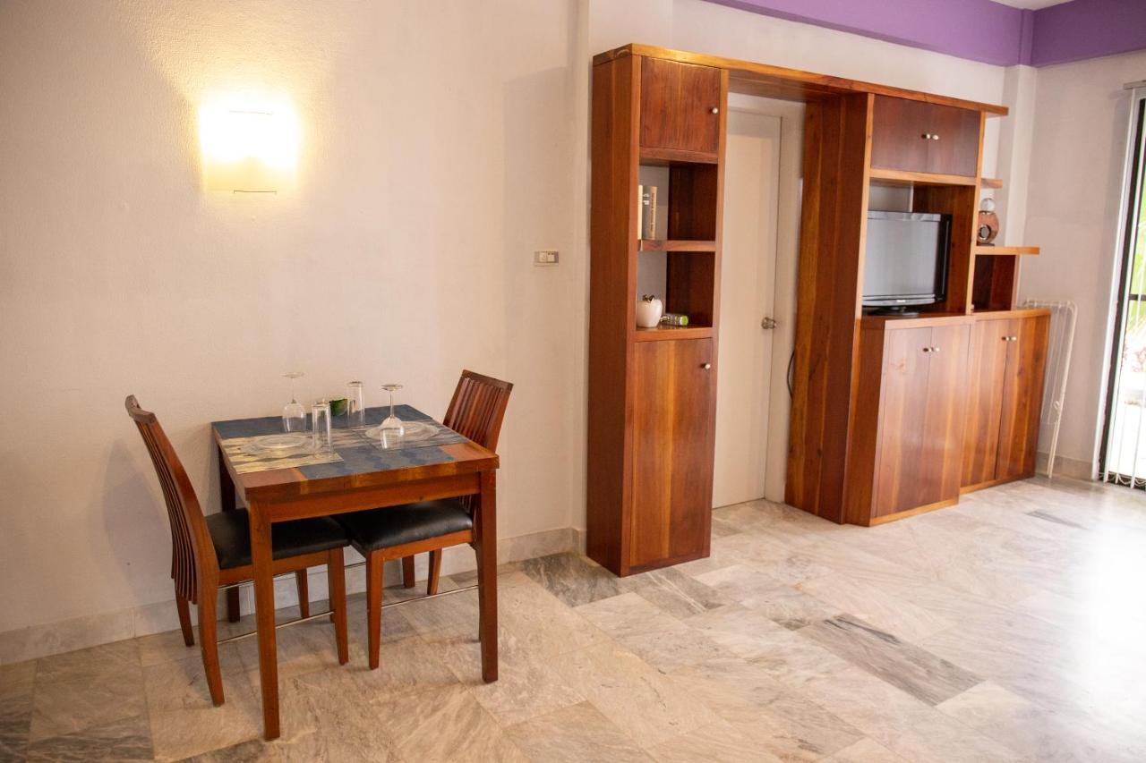 Seaview Hills Luxury Apartments & Rooms Dauis Exterior foto